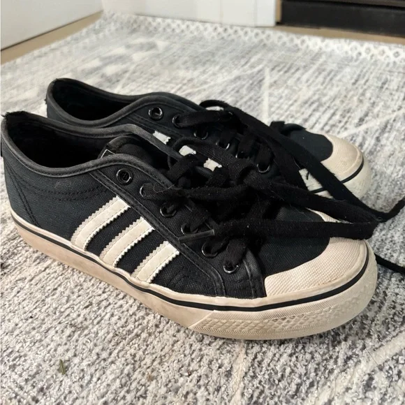 Shoes - Picture 2 of 3